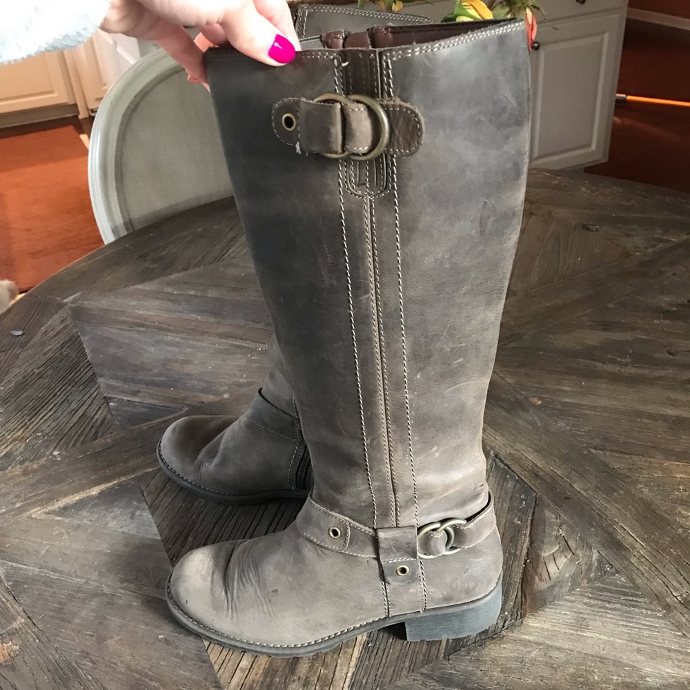 Clark riding boots